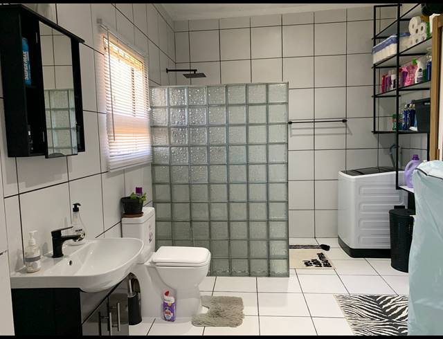3 BEDROOM HOUSE FOR SALE IN HILLSHAVEN